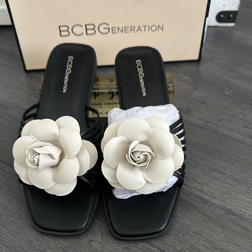 BCBGeneration Black and Cream Floral Sandals